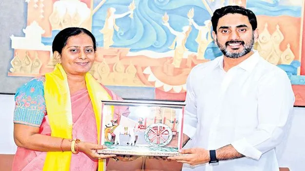 Minister Lokesh: ప్రభుత్వ బడుల్లో నో వేకెన్సీ పరిస్థితి తేవాలి