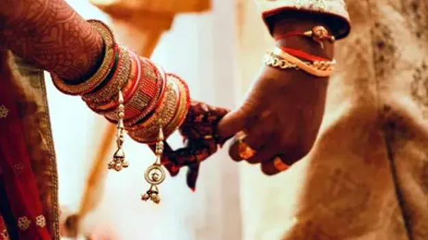 Vijayawada: 23 రోజులు.. 2 పెళ్లిళ్లు