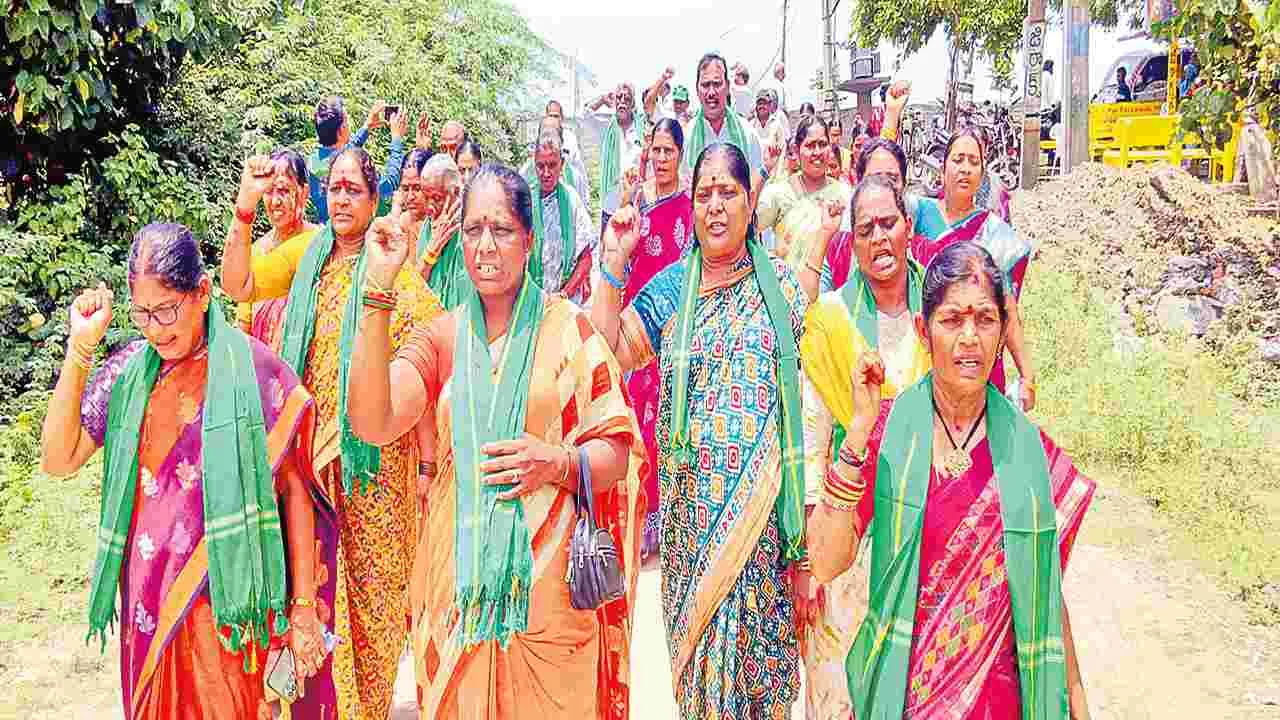 Journalist and Analyst Krishnam Raju: అది వేశ్యల రాజధాని