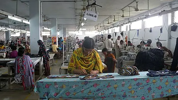 Labour Law Amendments: కార్మిక చట్టాలకు సవరణలు