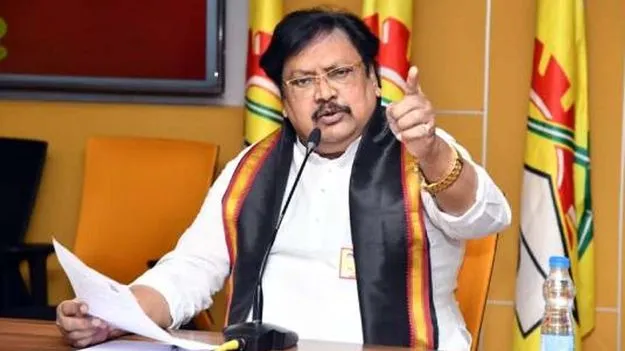 గవర్నర్‌ను జగన్‌ ఎందుకు కలిశారో?: వర్ల