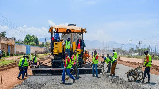 AP Govt: రహదారుల మరమ్మతులకు మరో 200 కోట్లు