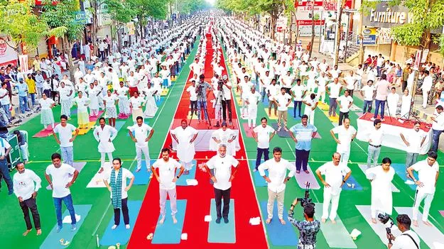 Minister Satyakumar: లక్ష ప్రాంతాల్లో యోగాంధ్ర