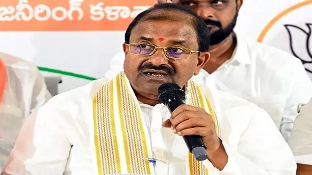 BJP MLC Somu Veerraju: జగన్కు ప్రశ్నించే అర్హతే లేదు