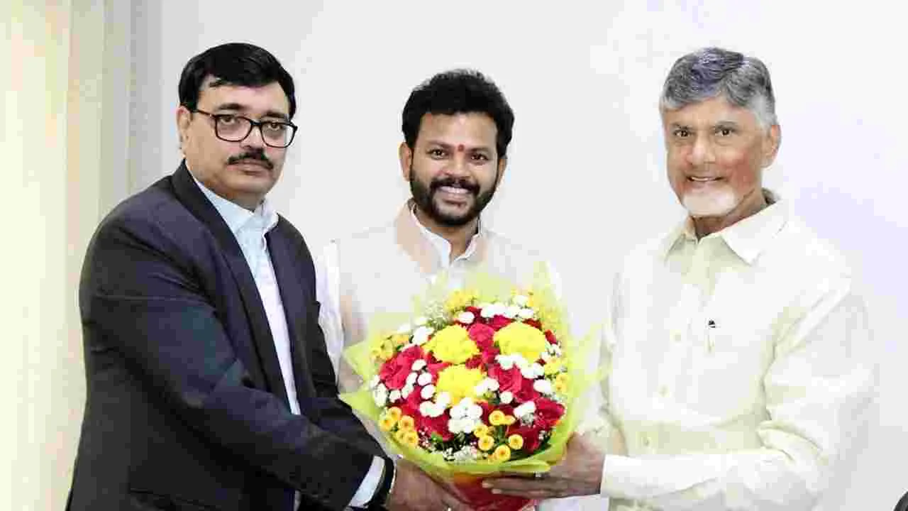 Chandrababu: విశాఖలో ఏవియేషన్‌ వర్సిటీ