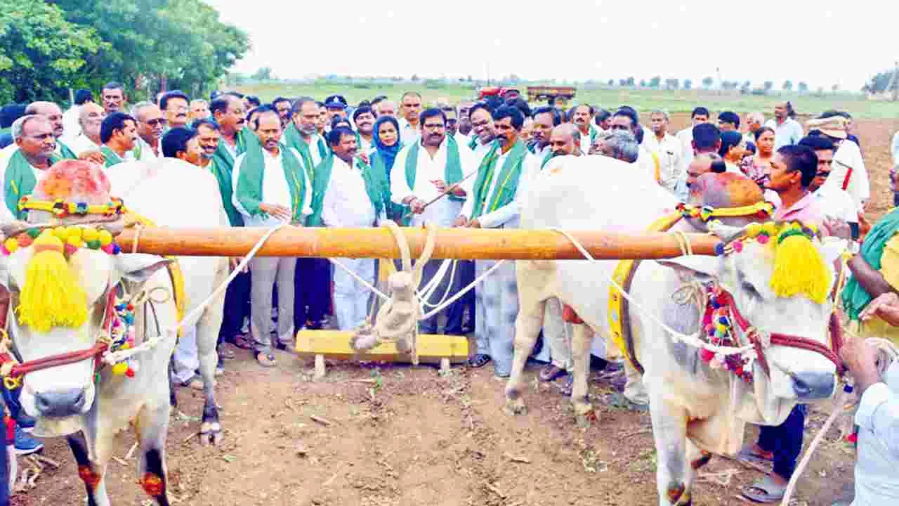 Tobacco Farmers: జగన్‌.. ఏ మొహం పెట్టుకొని వచ్చావ్‌