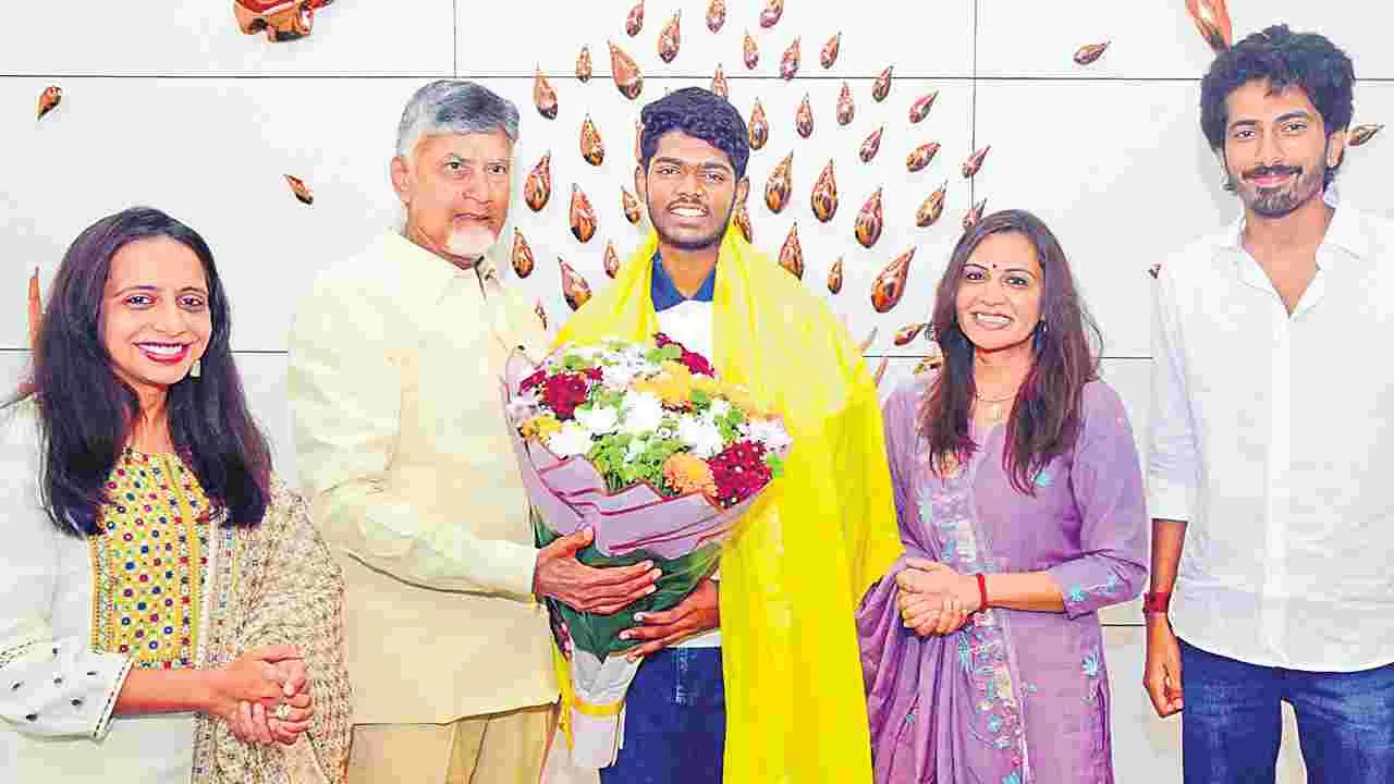 Vijayawada: నారాయణ విద్యార్థులకు సీఎం అభినందనలు