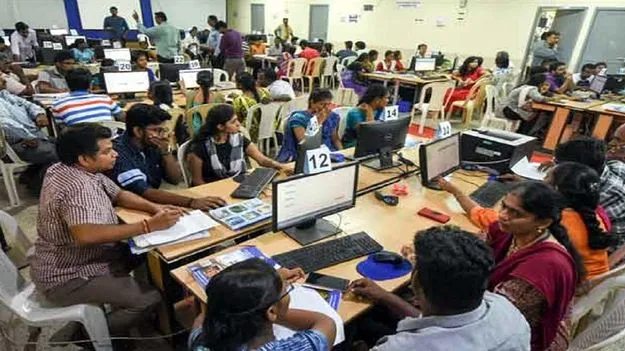 AP Education: సీట్లు ఫుల్‌.. అడ్మిషన్లు డల్‌