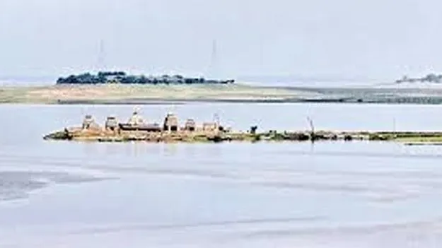 Floodwaters Surge In Srisailam: శ్రీశైలానికి పోటెత్తుతున్న వరద