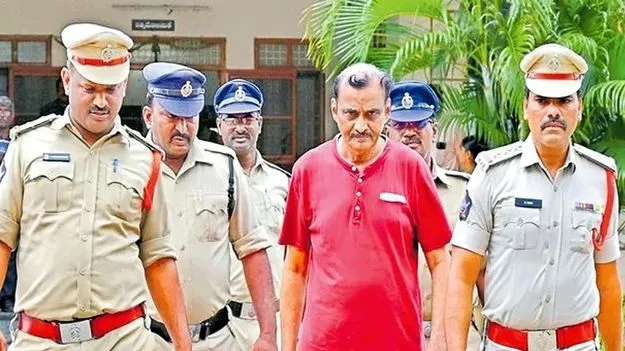 Guntur District Jail: జైలు నుంచి కృష్ణంరాజు విడుదల