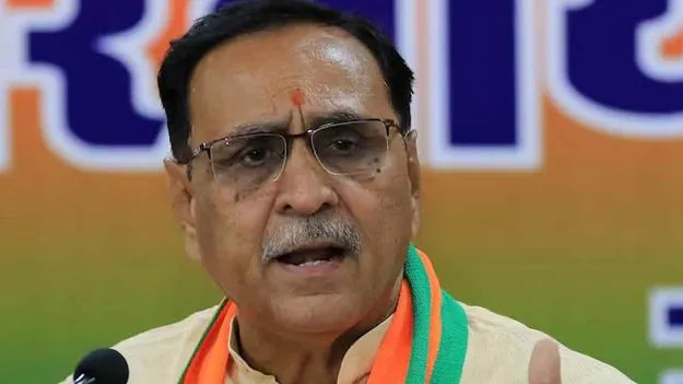 Ahmedabad Plane Crash: ప్రమాదానికి గురైన విమానంలో మాజీ సీఎం