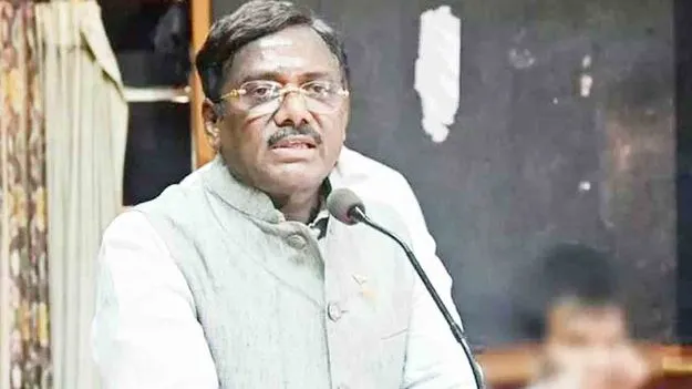 Minister Vivek Venkata Swamy: కాంట్రాక్టర్ల కోసమే కాళేశ్వరం  నిర్మించారు.. కేసీఆర్‌పై మంత్రి వివేక్ ధ్వజం