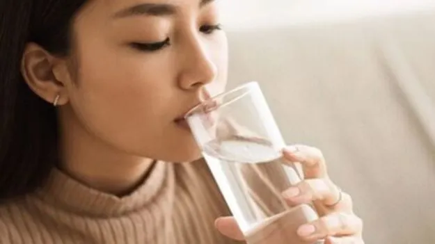 Monsoon Health Tips:  వర్షాకాలంలో ఉదయం నిద్ర లేవగానే ఈ ఒక్క పని చేస్తే చాలు.. ఏ వ్యాధి మీ దగ్గరకు రాదు.!