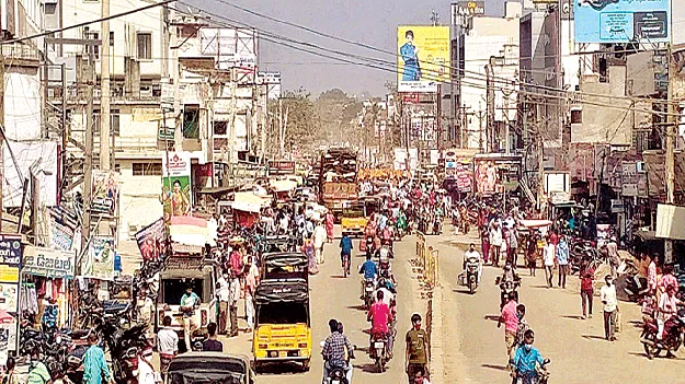    రాజాంపై నిర్లక్ష్యం