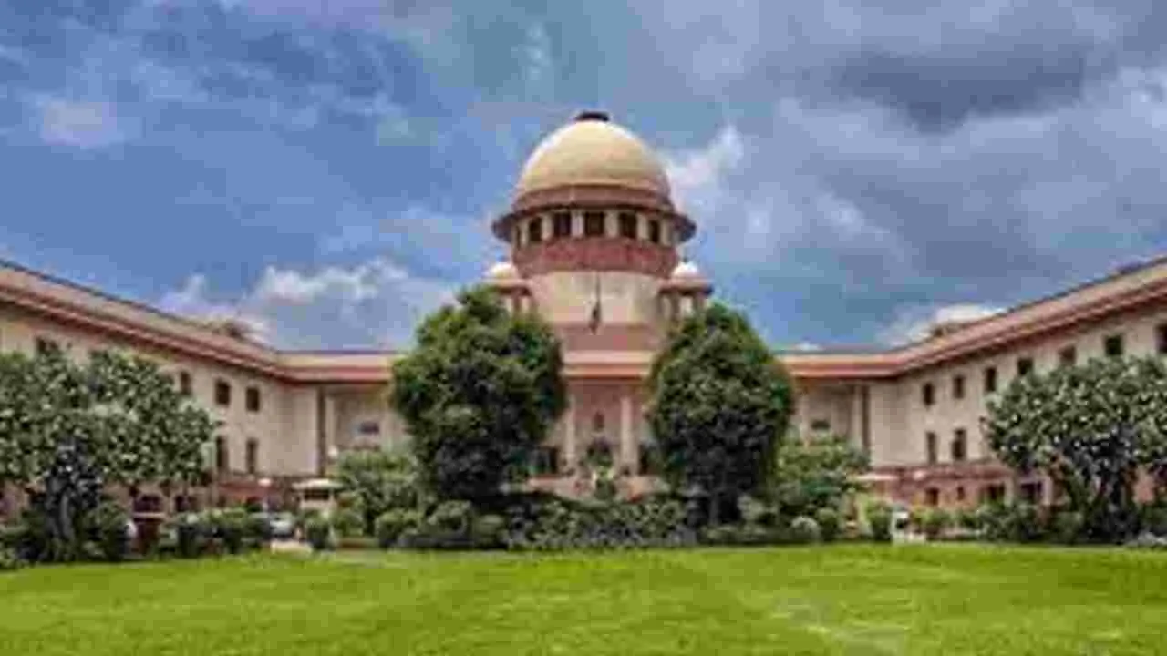 Supreme Court: రొహింగ్యాలు శరణార్థులా చొరబాటుదార్లా