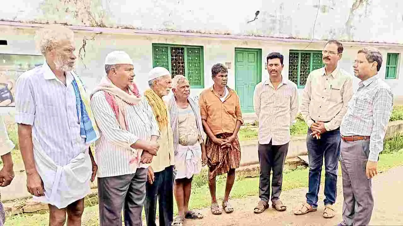 పారిశుధ్యానికి ప్రాధాన్యమివ్వాలి