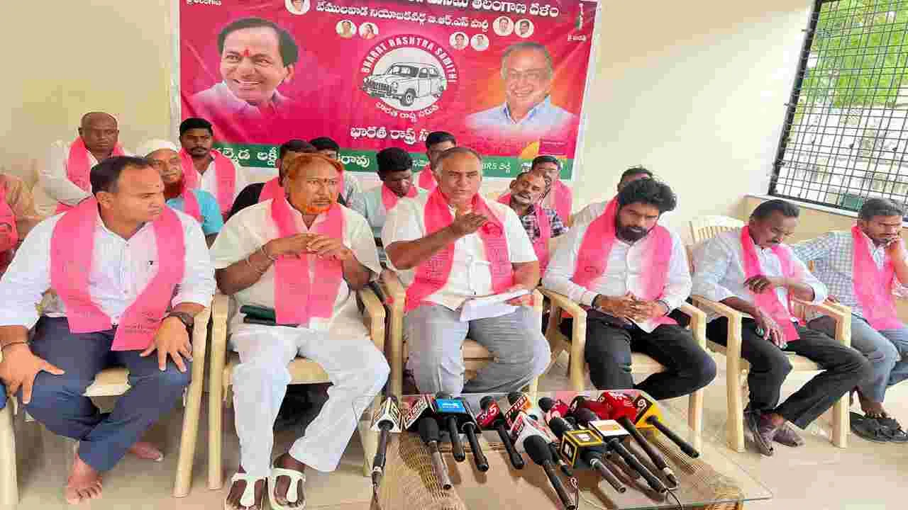 నిర్వాసితులతో అధికారుల తీరు సరికాదు