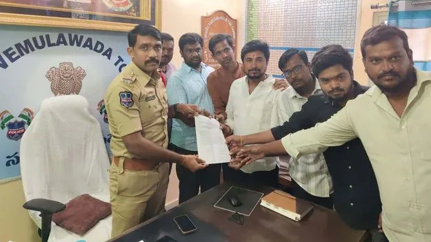 కోడెల అక్రమ రవాణాపై విచారణ జరిపించాలి