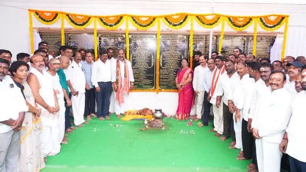 వేములవాడ పట్టణాభివృద్ధికి కృషి