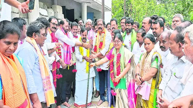 Bhoomi Puja అభివృద్ధి పనులకు భూమిపూజ