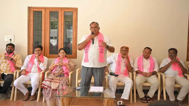 ప్రభుత్వ వైఫల్యాలను ఎండగట్టాలి