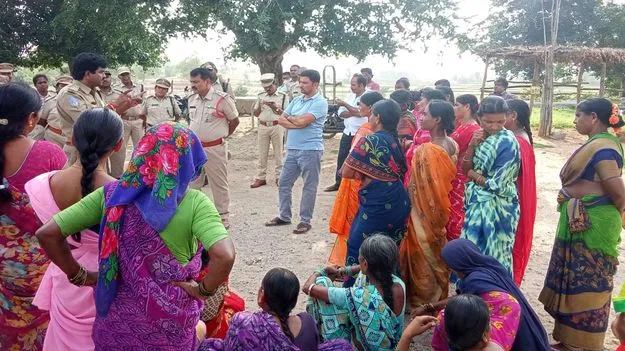 అటవీ భూములు ఆక్రమిస్తే చర్యలు..