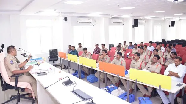 స్థానిక సంస్థల ఎన్నికలకు సన్నద్ధం కావాలి