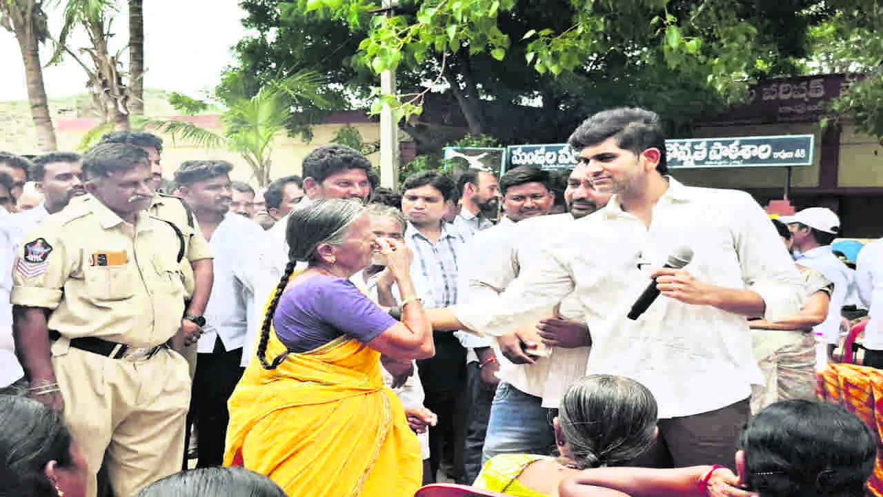 Gram Sabha రావులుడికిలో గ్రామసభ