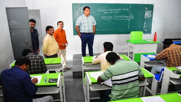 జీపీవో, లైసెన్స్‌డ్‌ సర్వేయర్‌ ఎంపిక పరీక్షలు ప్రశాంతం