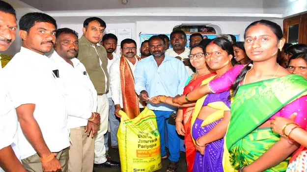 ఆర్థికంగా అభివృద్ధి చెందాలి 