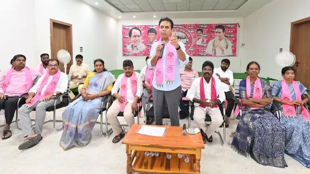 కార్యకర్తలకు అండగా ఉంటాం..