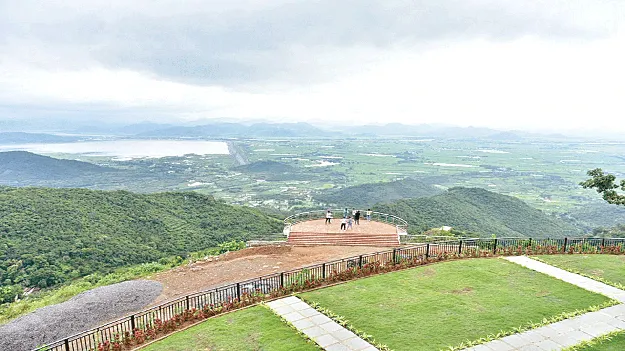   manyam ప్రకృతి అందాలకు నిలయం.. మన్యం 