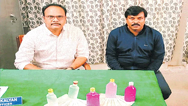 ఏసీబీ వలకు చిక్కారు