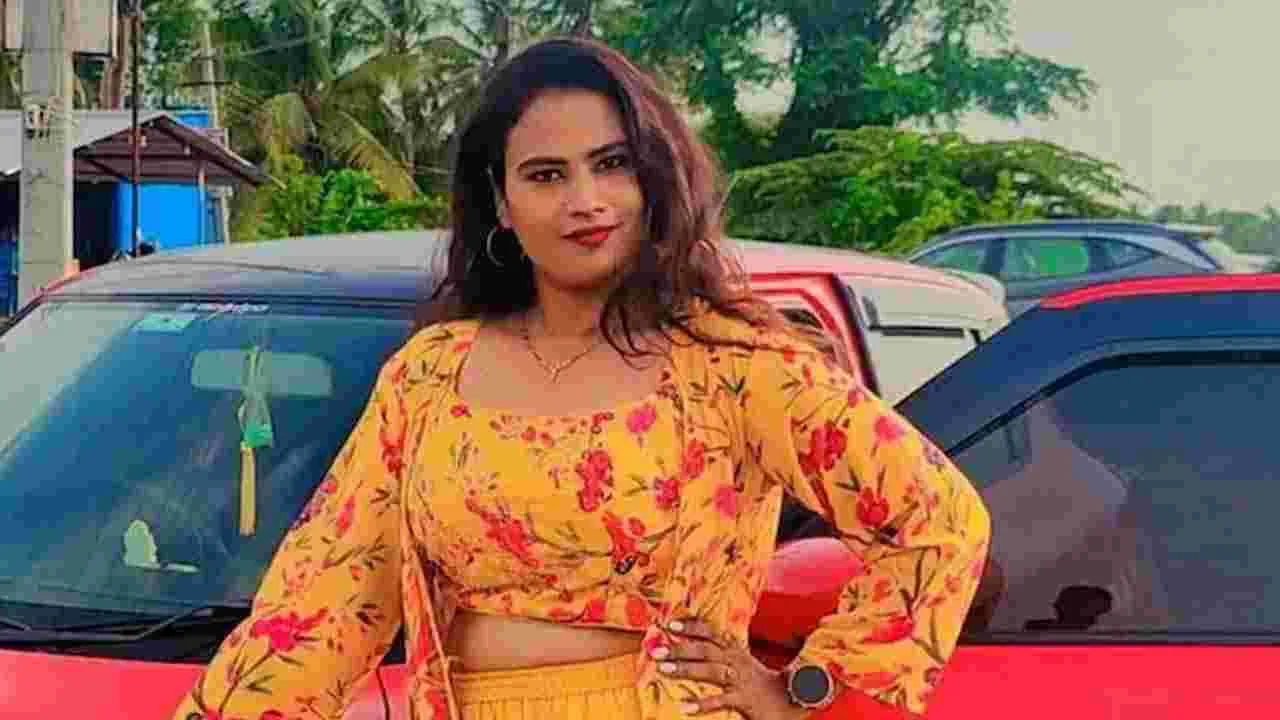 Actor stabbed: నటిపై కత్తితో భర్త దాడి