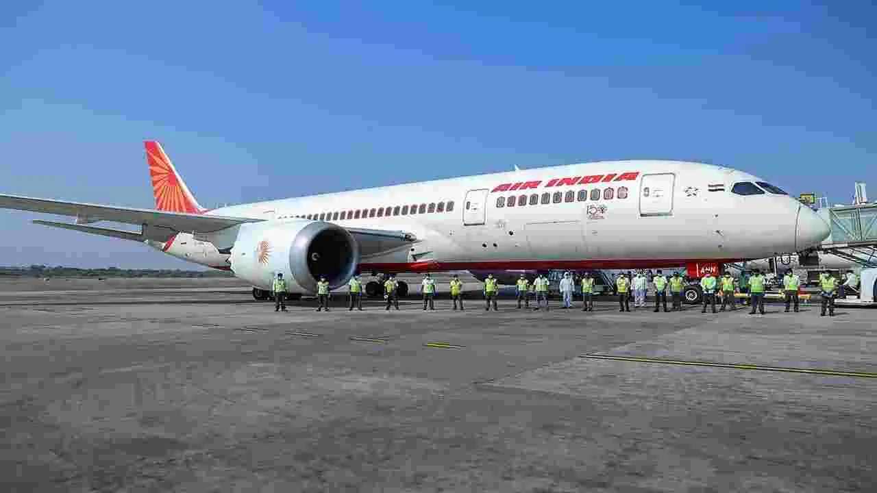 Air India: ఢిల్లీ నుంచి పారిస్ వెళ్లాల్సిన విమాన సర్వీసు రద్దు