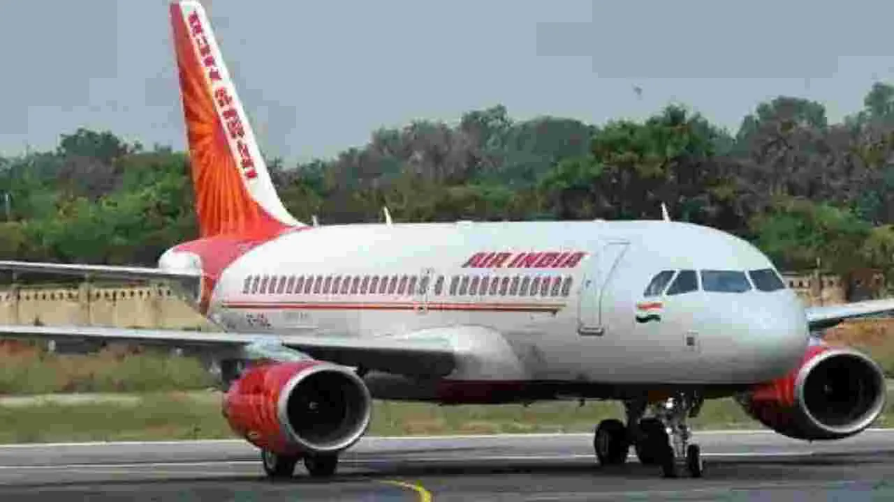 Air India Flight: ఎయిర్ ఇండియా హాంగ్‌కాంగ్-ఢిల్లీ విమానంలో సాంకేతిక లోపం