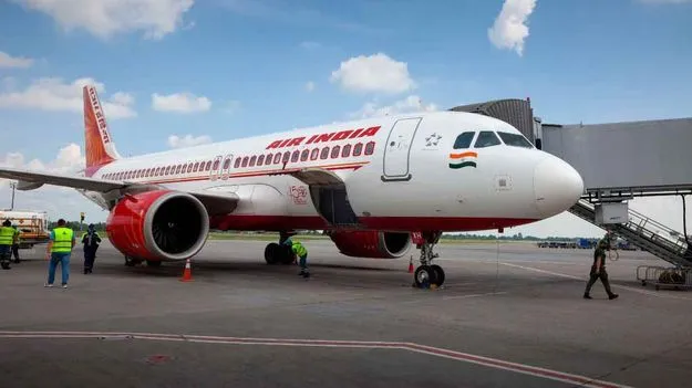 Air India Plane: మరో ఎయిరిండియా విమానంలో సాంకేతిక లోపం.. 