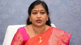 Anitha Temple Visit: జగన్నాథ స్వామికి పట్టువస్త్రాలు సమర్పించిన హోంమంత్రి