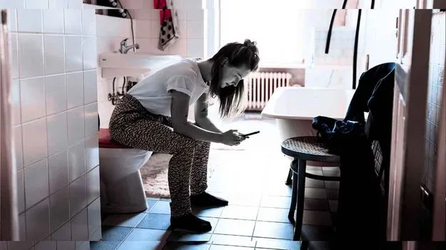 Bathroom Camping: బాత్రూం క్యాంపింగ్.. జెన్ జీలో పెరిగిపోతున్న నయా ట్రెండ్.. 