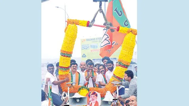 బీజేపీ రాష్ట్ర అధ్యక్షుడు మాధవ్‌కు ఘనస్వాగతం 