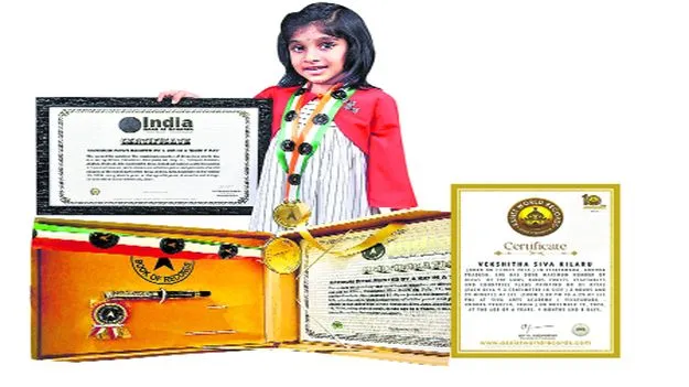 ప్రమిదలే కాన్వాసుగా...