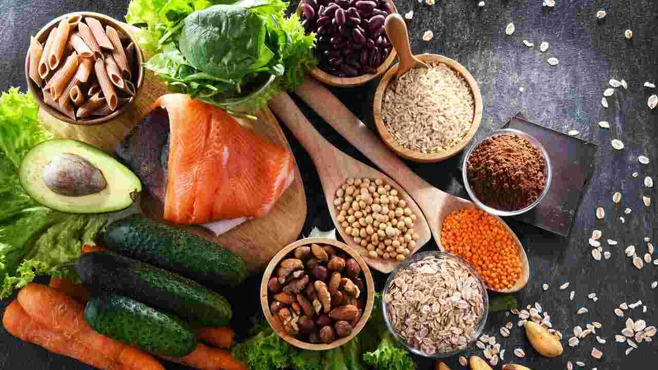 High Blood Sugar Foods: ఇవి తింటే బ్లడ్ షుగర్ లెవల్స్ అమాంతం పెరిగిపోతాయి.. జాగ్రత్త..