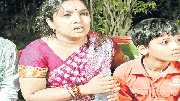 గంగలకుర్రు అగ్రహారంలో చైన్‌స్నాచింగ్‌