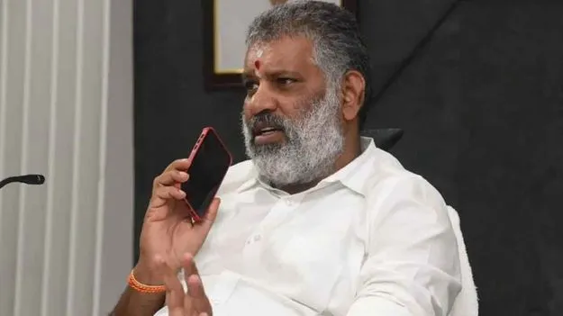 Chevireddy Bhaskar Reddy: పోలీస్ అధికారికి చెవిరెడ్డి భాస్కరరెడ్డి బెదిరింపులు..