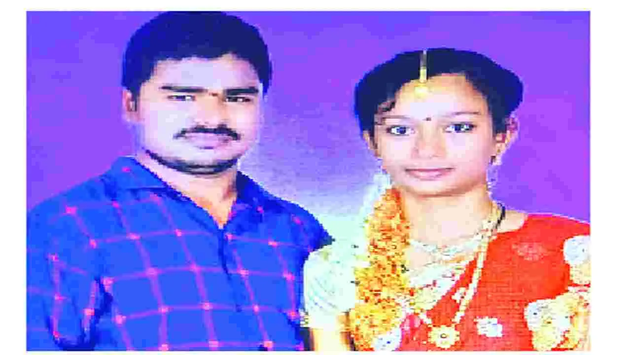Hyderabad: భార్య ఆత్మహత్య.. కొన్ని గంటల్లోనే భర్త కూడా..