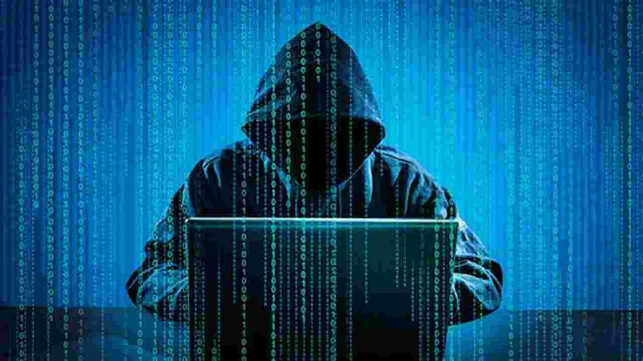 Hyderabad: బయటపడ్డ మరో మోసం.. ఆన్‌లైన్‌లో రూమ్‌ కోసం వెతికితే.. 
