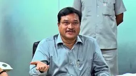 AV Ranganath: నాలాల్లో ఆటంకాలు ఉండొద్దు..