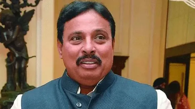 MLA: కాంగ్రెస్లో కమిట్మెంట్ ఉండదు.. పనిచేసే వారికి పదవులు