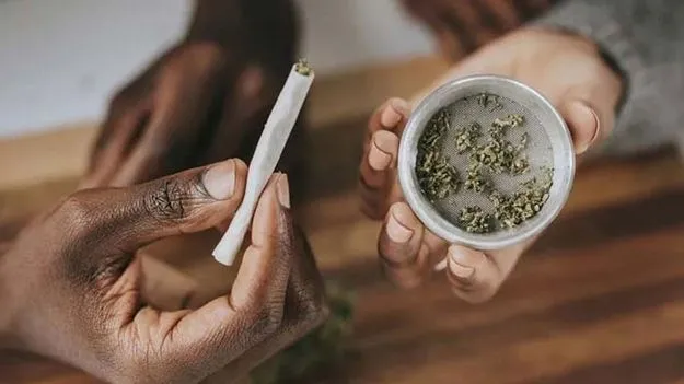 Hyderabad: ఫిర్యాదు చేస్తే చంపేస్తాం.. గంజాయి బ్యాచ్‌ వార్నింగ్‌