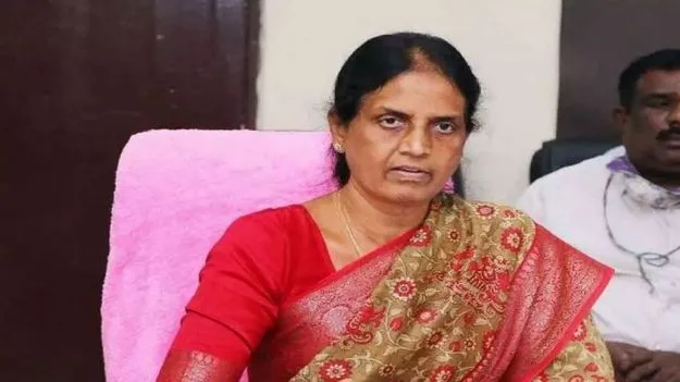 MLA: అధికారులపై ఎమ్మెల్యే ఫైర్.. పని చేస్తున్నారా.. టైంపాస్ కోసం వస్తున్నారా..